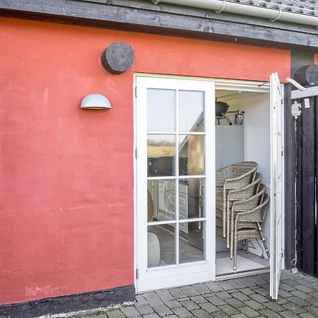 4 Person Holiday Home In AÅkirkeby 外观 照片