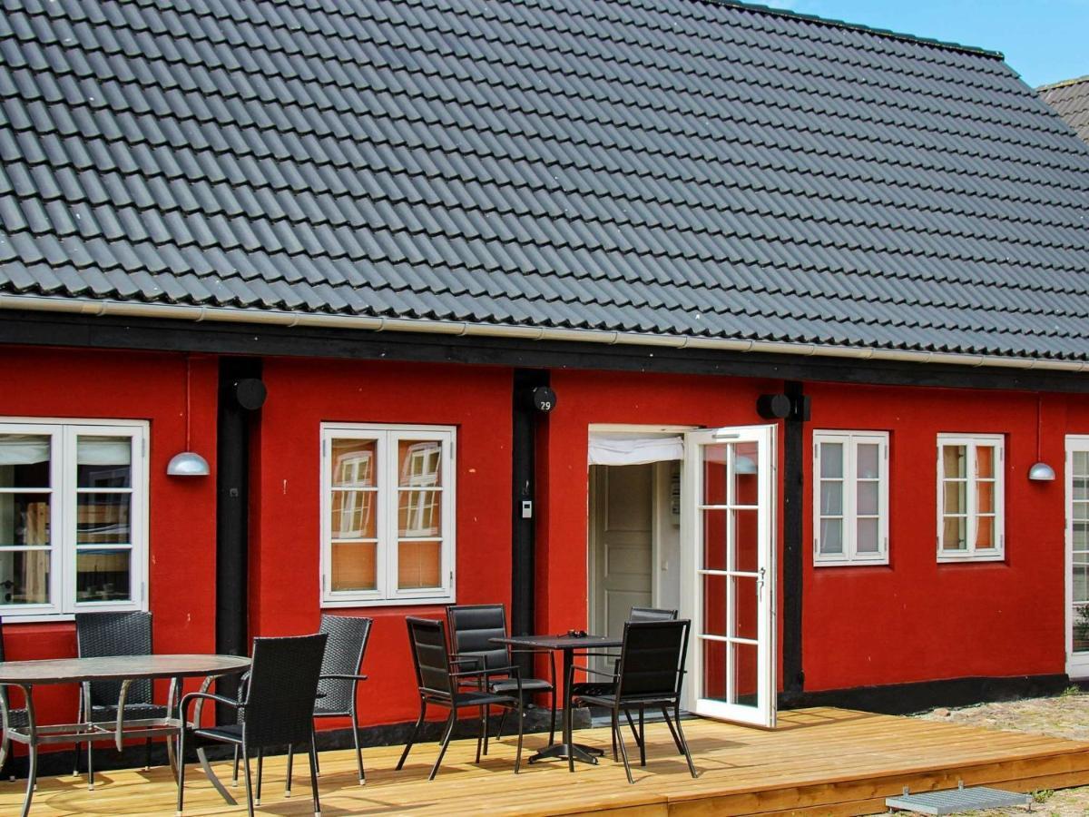 4 Person Holiday Home In AÅkirkeby 外观 照片